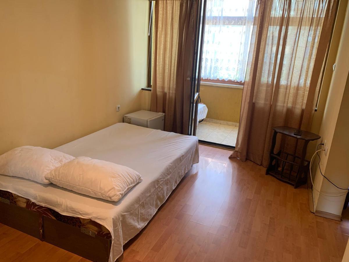 Hotel Rade 2 2*