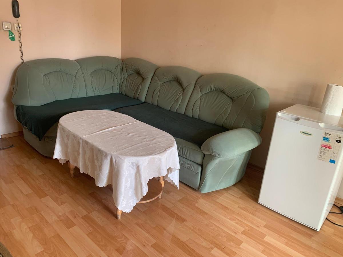 Rade 2 2* Vrața