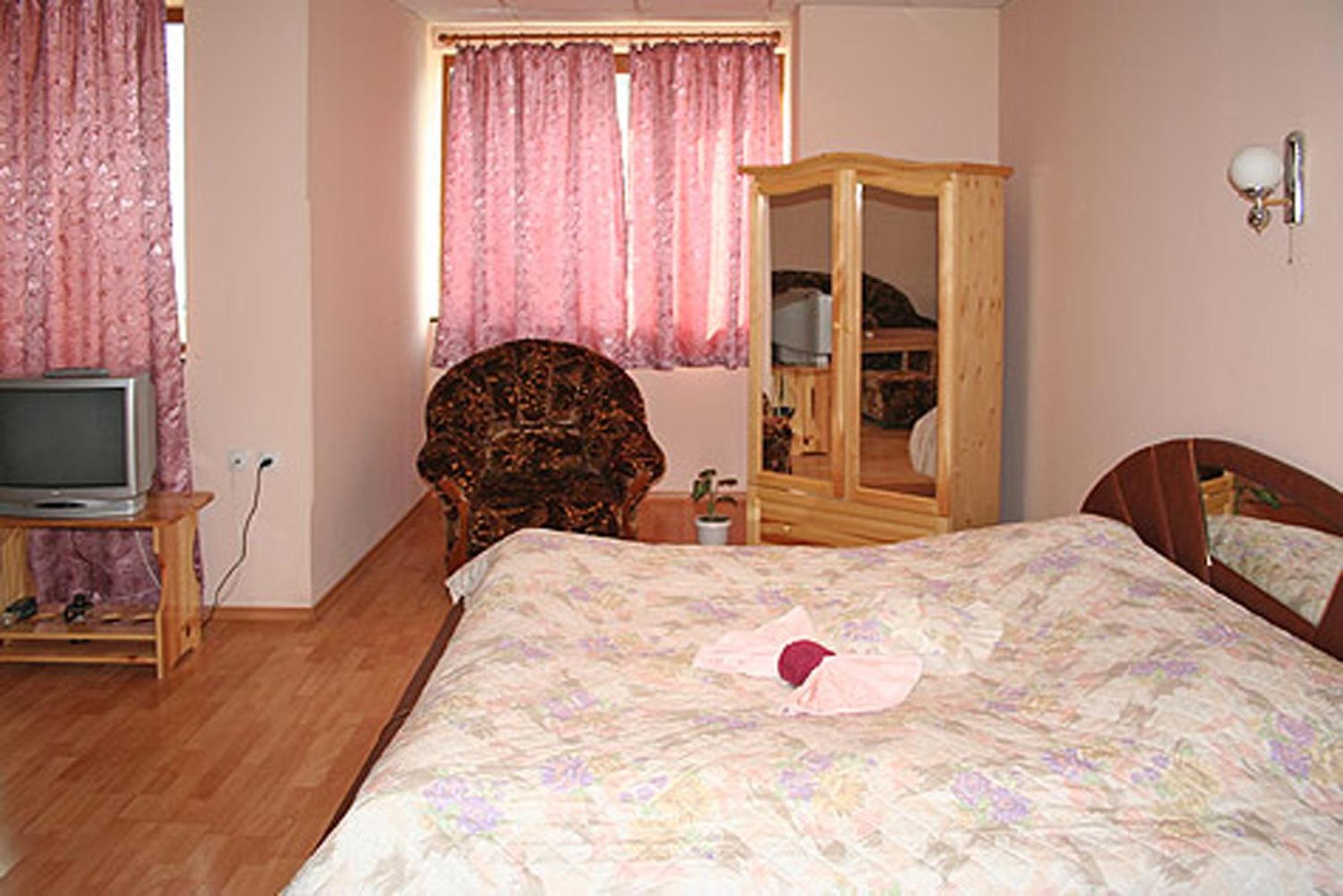 Rade 2 2* Vratsa
