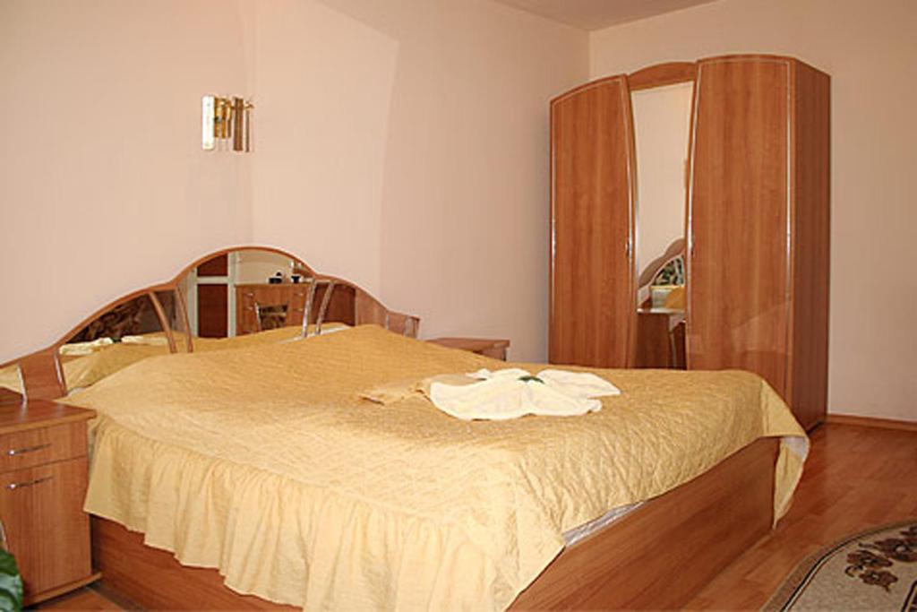 Hotel Rade 2 2*